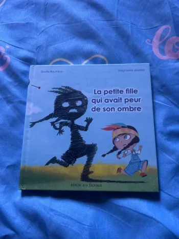 La petite fille qui avait peur de son ombre