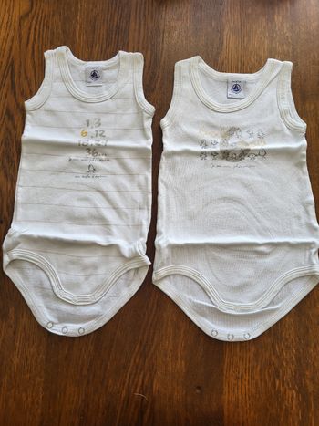 Lot de 2 bodys fille 6 mois 