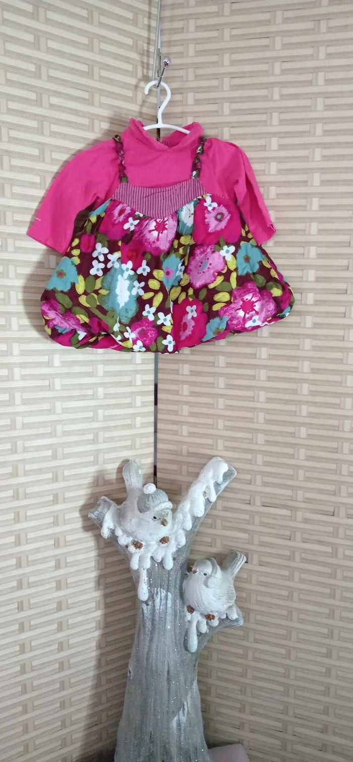 Robe fleurie doublée taille 3 mois marque catimini - photo numéro 3