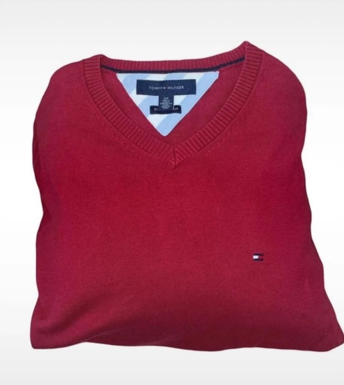 🥶 Pull Tommy Hilfiger. Homme. Rouge. Taille s. Très bon état. - photo numéro 2