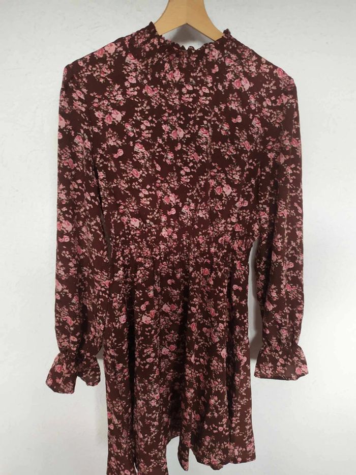 Robe trapèze à imprimé fleuri froncé Shein taille L neuve Shein