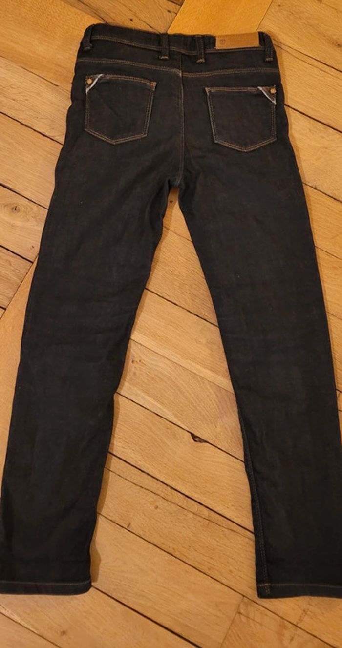 Jeans Izac comme neuf - photo numéro 2