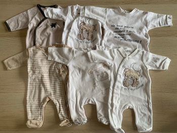 Lot pyjamas 1 mois