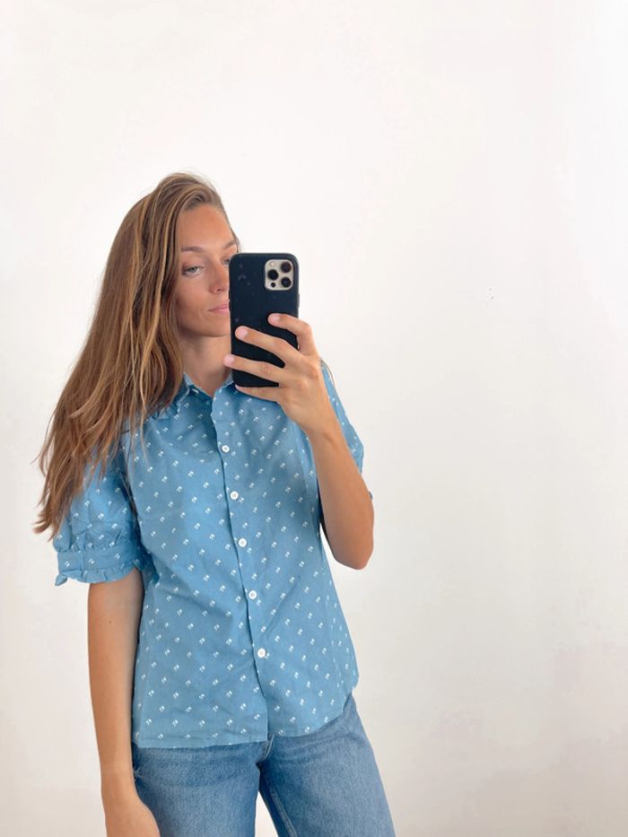 🌟 Chemise sans manches bleu et blanche motifs palmiers - photo numéro 3