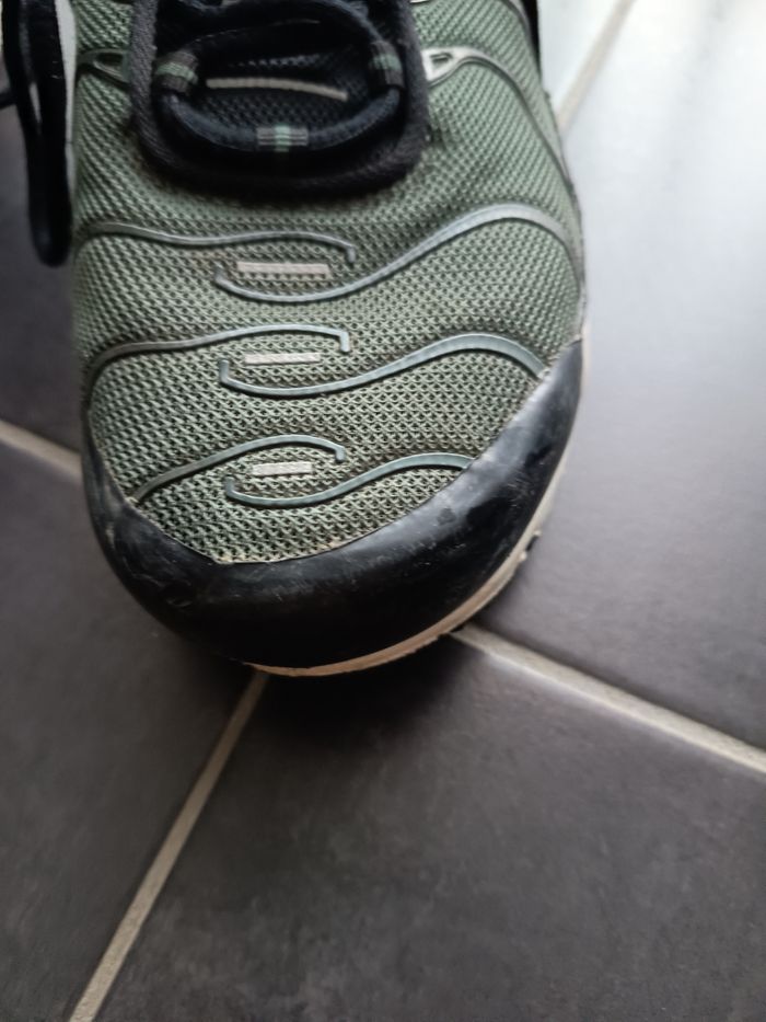 Baskets Nike Air Tuned 39 - photo numéro 3