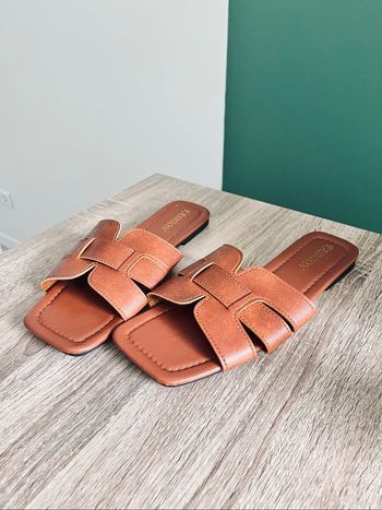 Claquettes, chaussures été