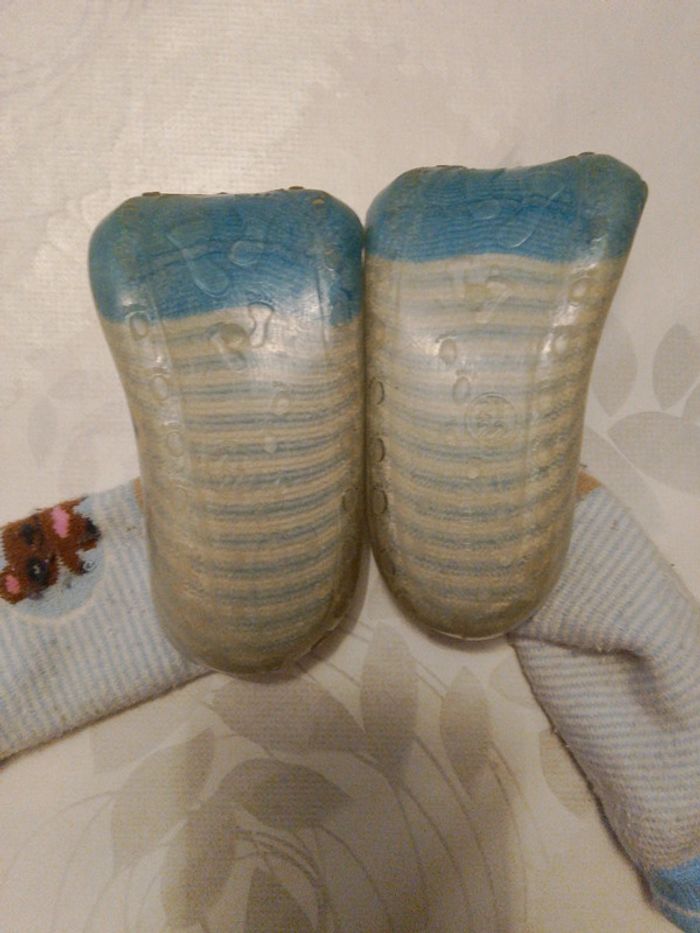 Chaussons chaussettes en 21-22 - photo numéro 2