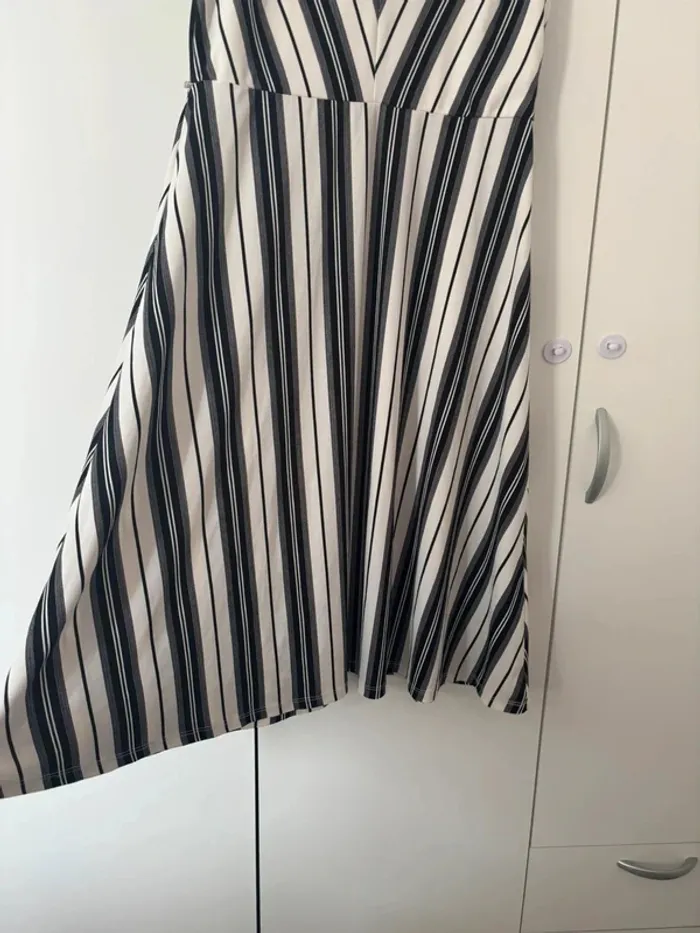 Robe à rayure H&M taille m - photo numéro 2