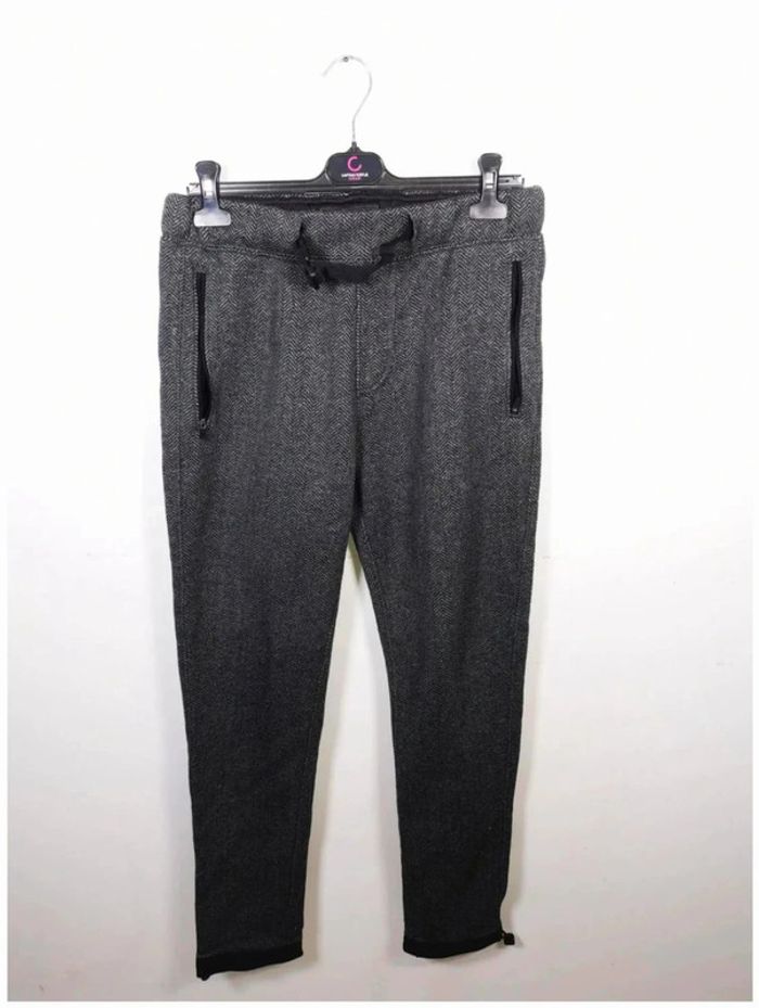 C29 pantalon gris Abercrombie & fitch M