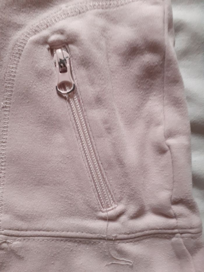 Veste jogging rose clair légère motif ourson gris devant et dos - photo numéro 3