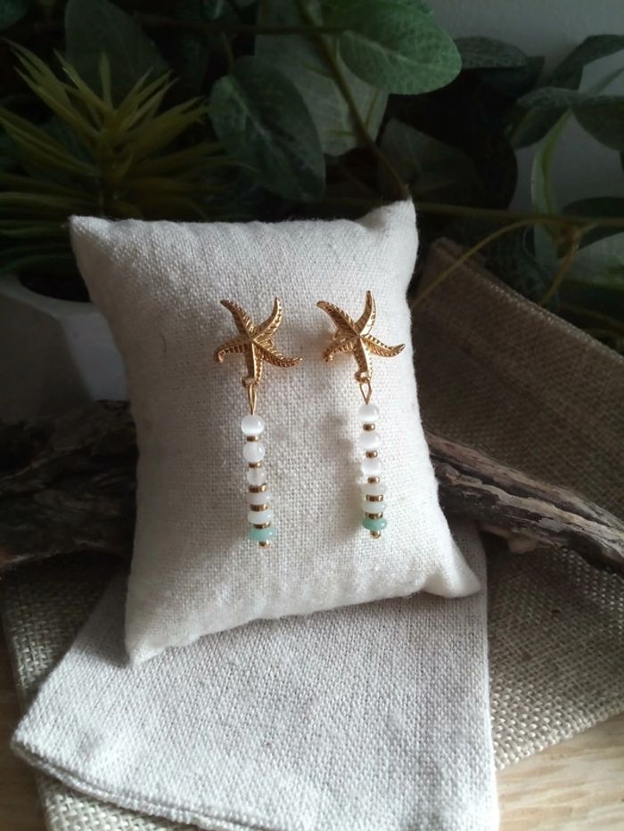 Boucles d'oreilles bohèmes étoiles de mer et pierres naturelles