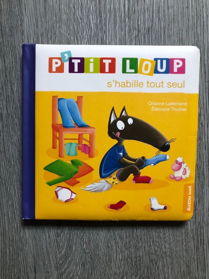 P’tit loup s’habille tout seul