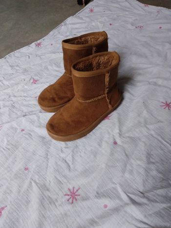 Botte style "UGG" taille 31