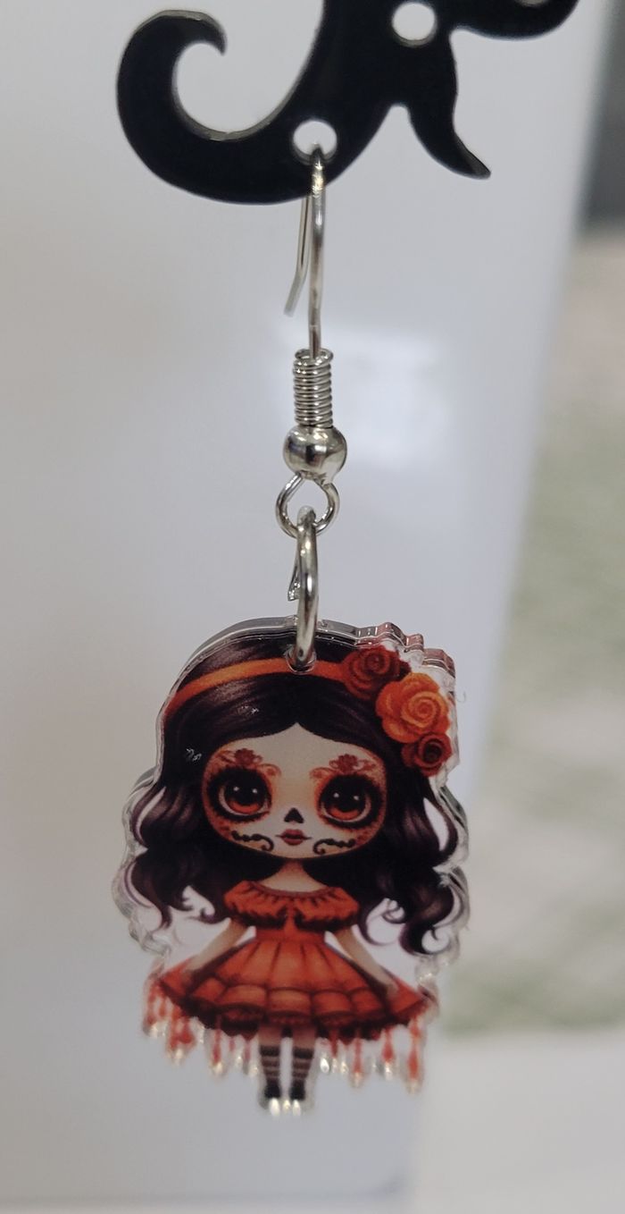 BOUCLES D'OREILLES POUPEE SANTA MUERTE HALLOWEEN ! NEUVE ! MODELE 7 - photo numéro 2