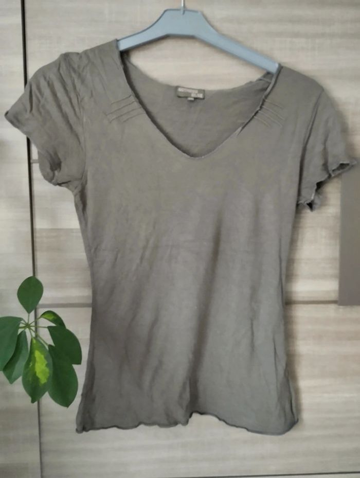 T-shirt manches courtes taille L