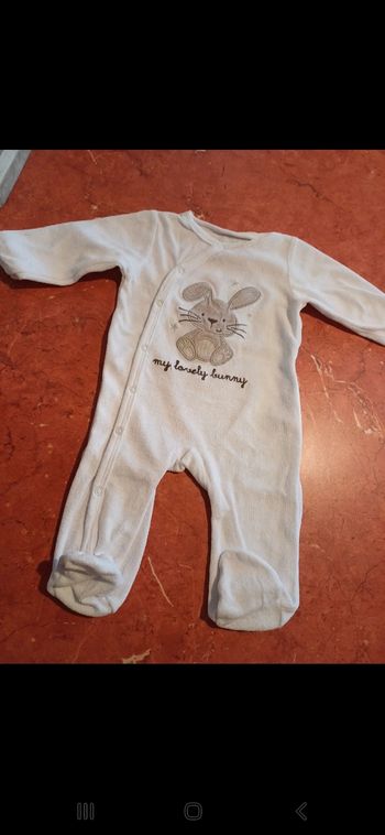 Pyjama bébé taille 3 mois