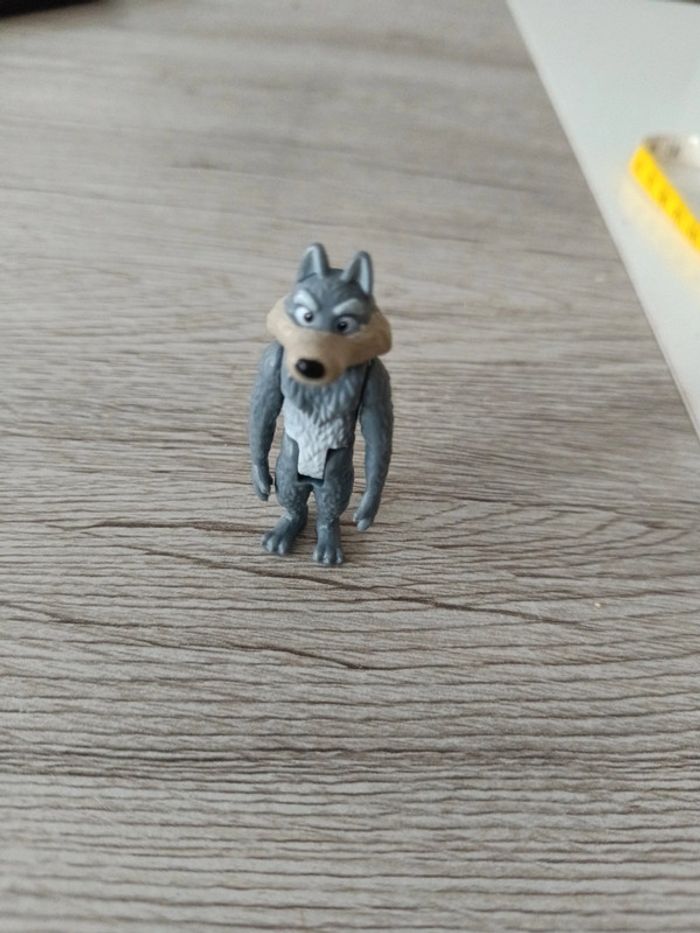Figurine plastique loup masha et michka