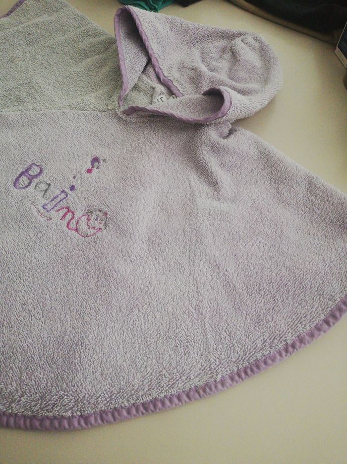 Cape de bain fille sucre d'orge