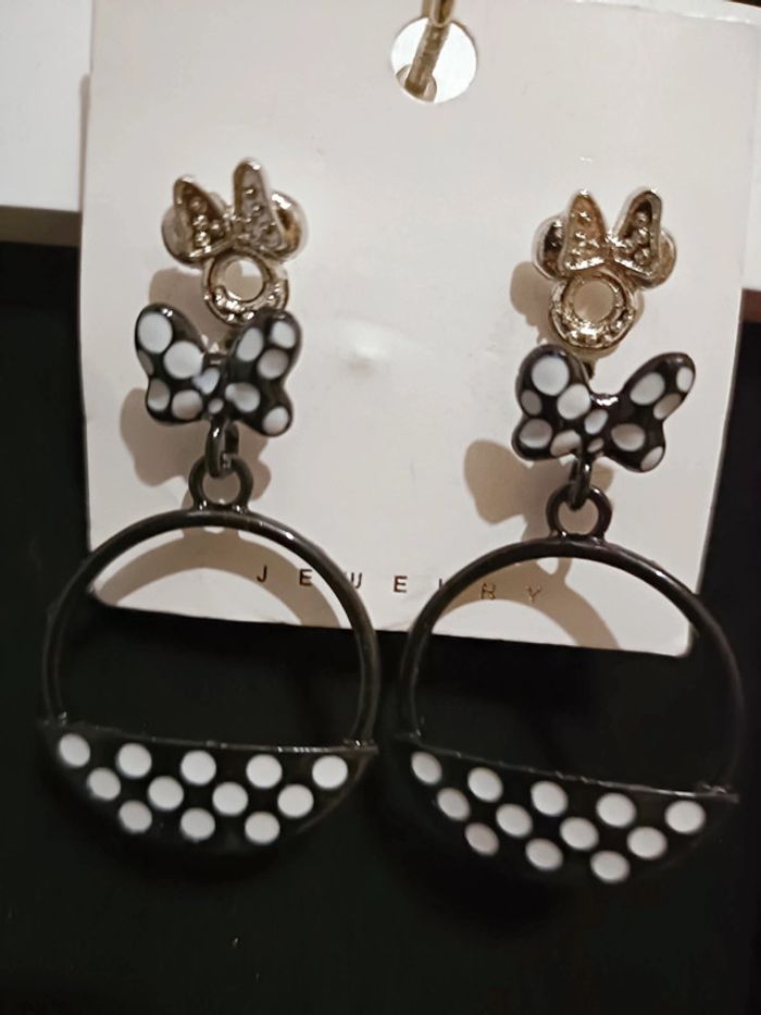 2 Boucles d'oreilles style noeud de Minnie - photo numéro 3
