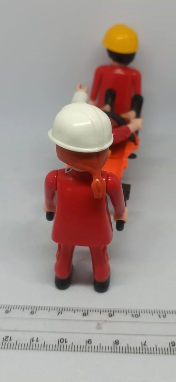 Secouristes de montagne avec brancard et blessée playmobil - photo numéro 4
