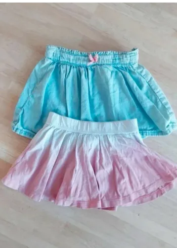 Lot de  2  jupes  18 mois
