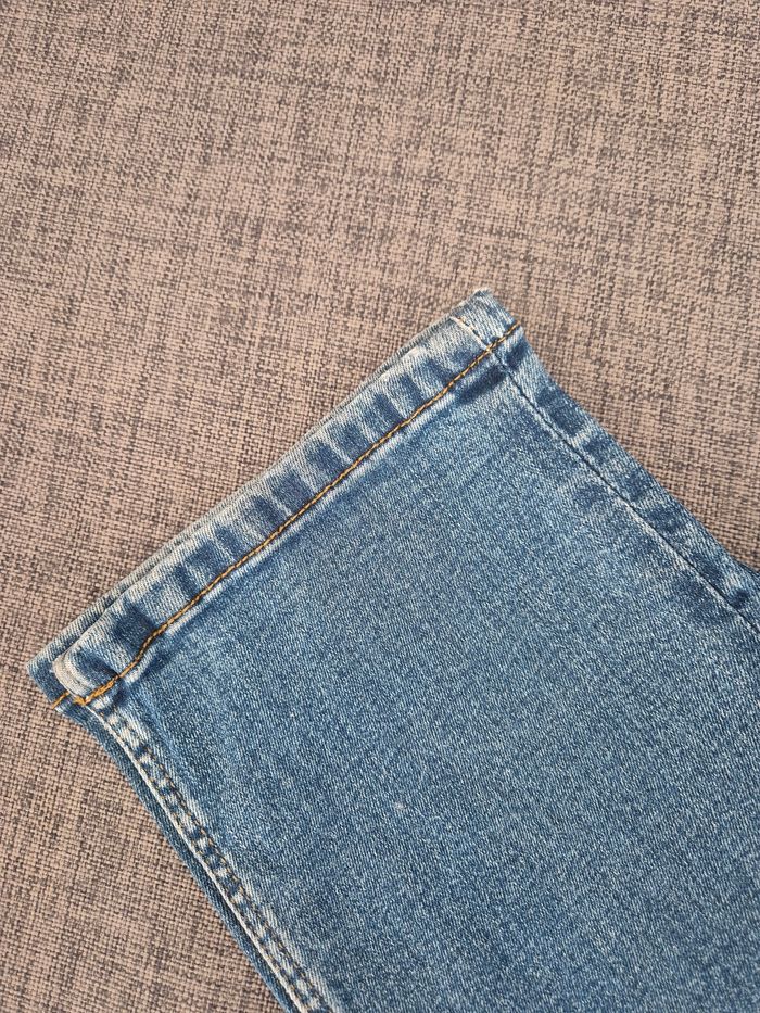 Jean femme Taille 42 - photo numéro 2