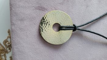 Collier femme fantaisie cordon cuir