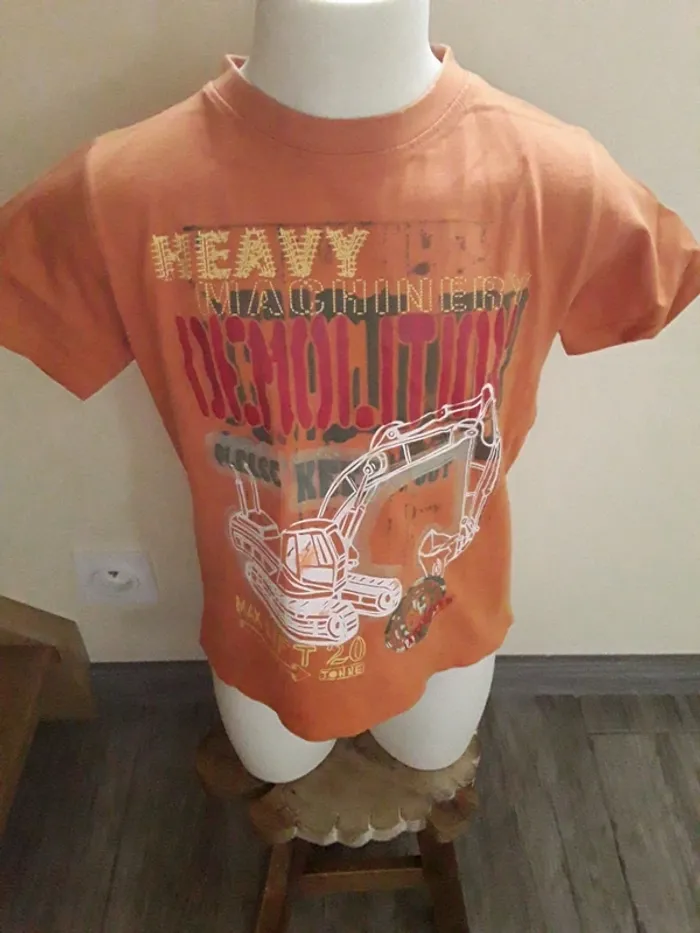 Tee-shirt manches courtes 6 ans  (114 cm) - photo numéro 2