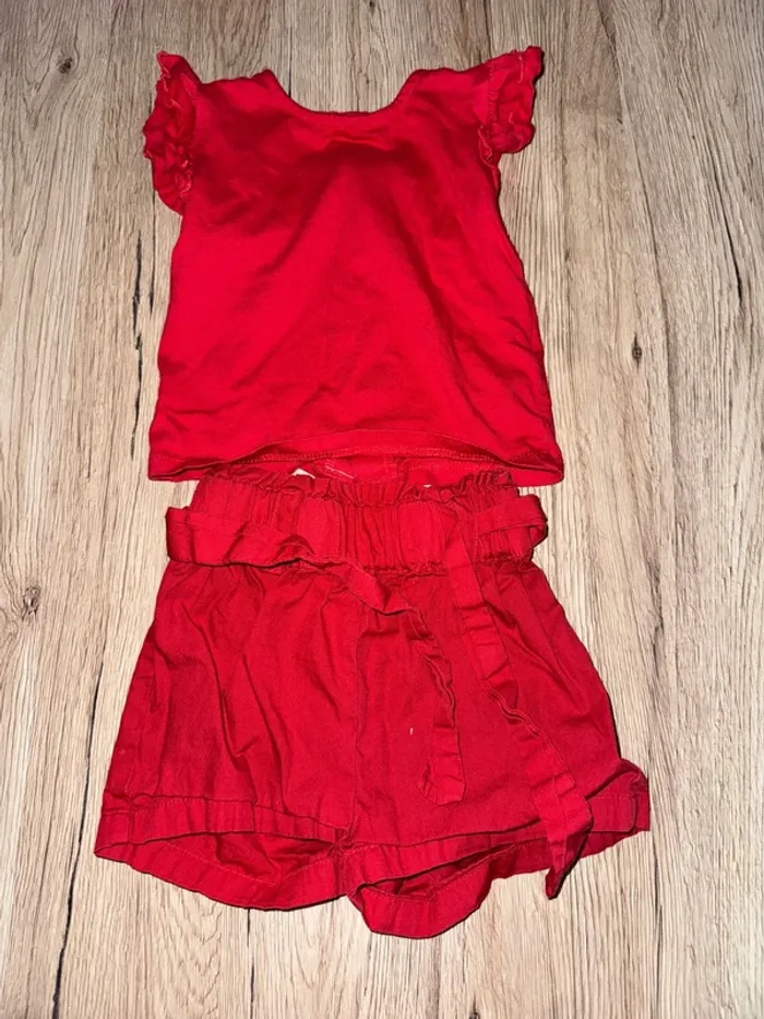 Ensemble short