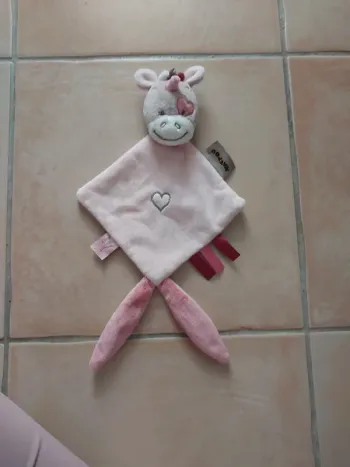 Doudou jade la licorne nattou