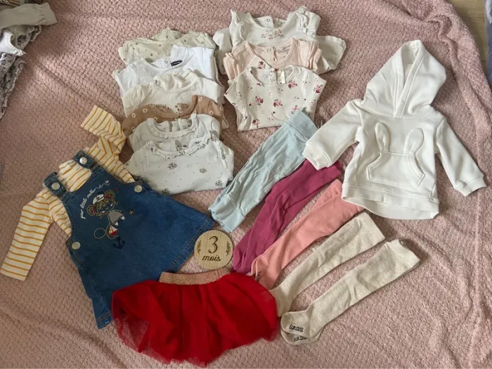 Lot bébé fille 3 mois mi saison