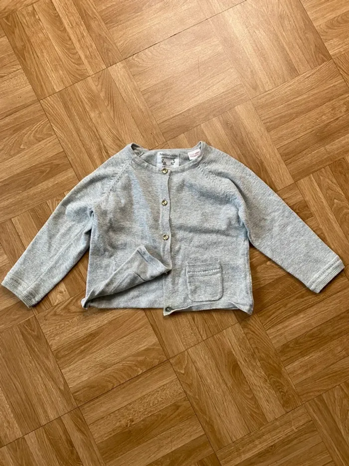 Gilet gris taille 18/24 mois Zara