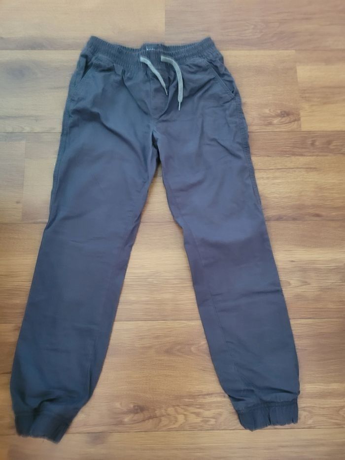 4 pantalons taille 10 ans - photo numéro 7