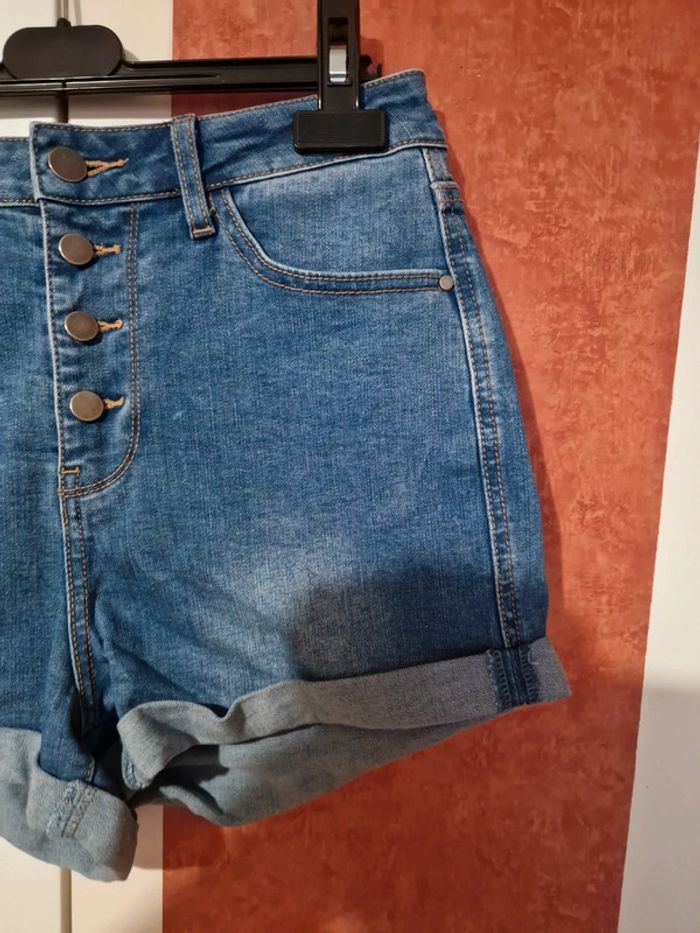 Short jeans - photo numéro 3