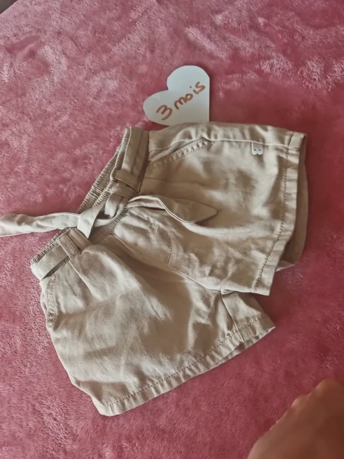 Short beige 3 mois obaïbi