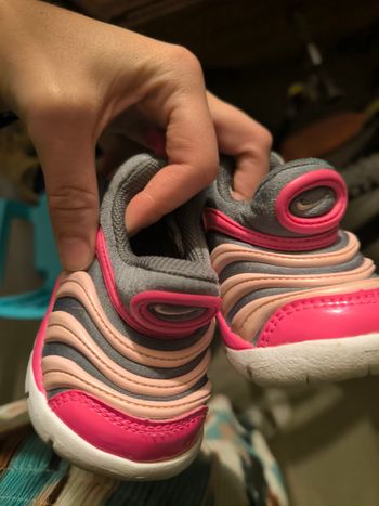 Baskets Nike taille 19.5