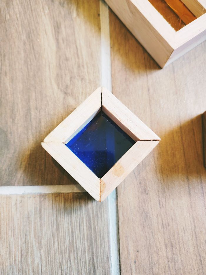 👶 Lot de 6 formes sensorielles avec prismes blocs miroir en bois - photo numéro 4