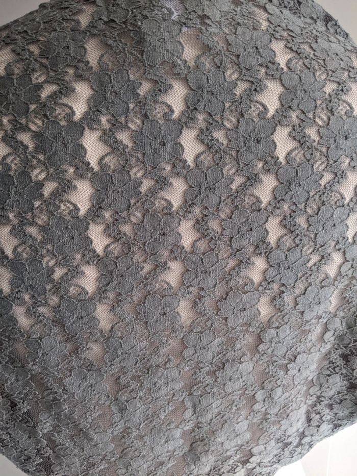 Boléro à dentelle kaki - photo numéro 4