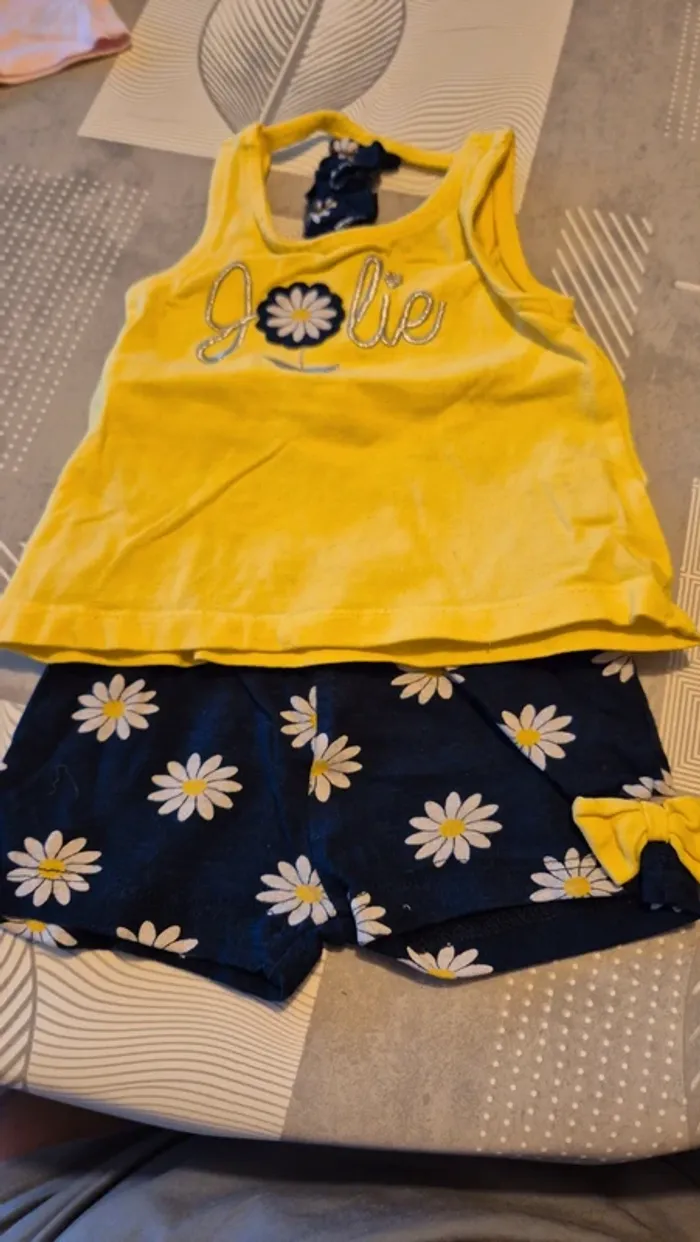 Ensemble fille short débardeur