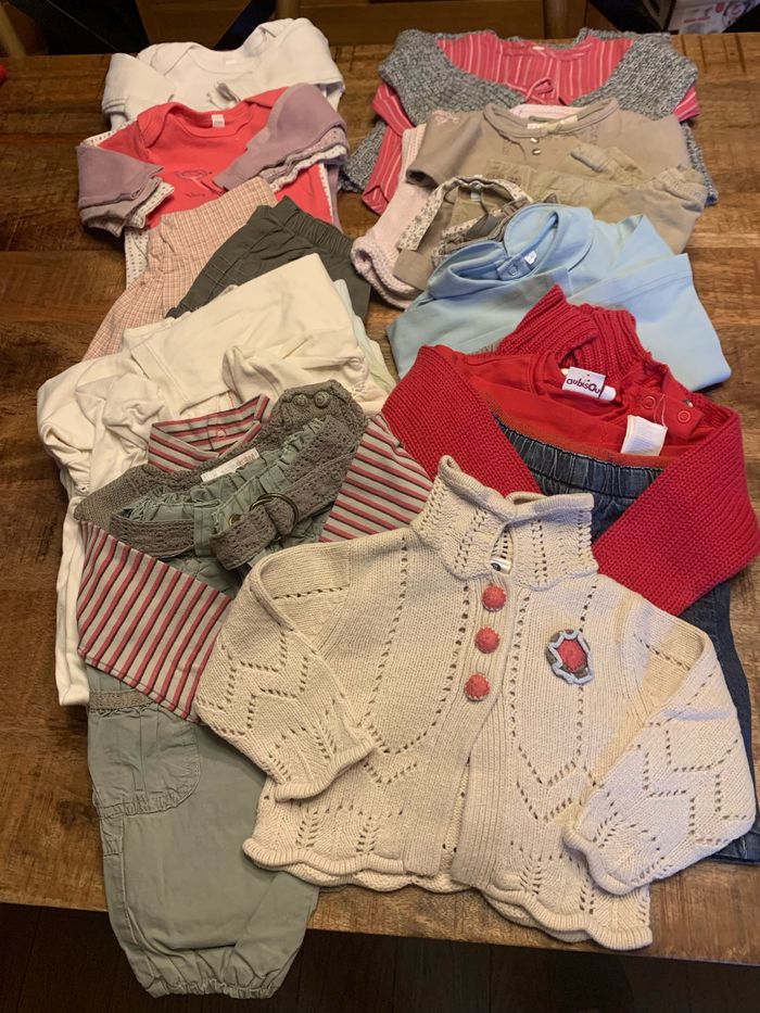 Lot vêtements bébé fille 6 mois