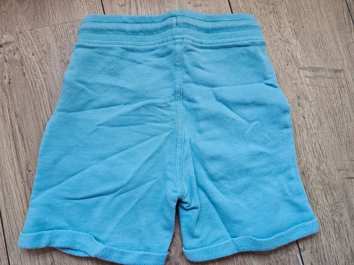 Short bleu clair Kiabi 5 ans - photo numéro 5
