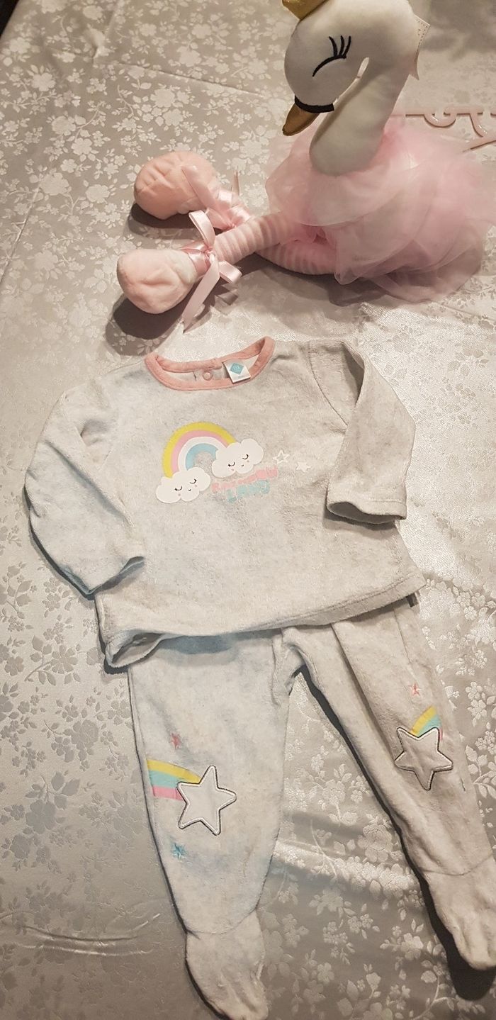 Pyjama deux-pièces arc en ciel 9 mois