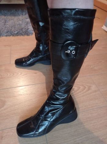 Bottes vernies