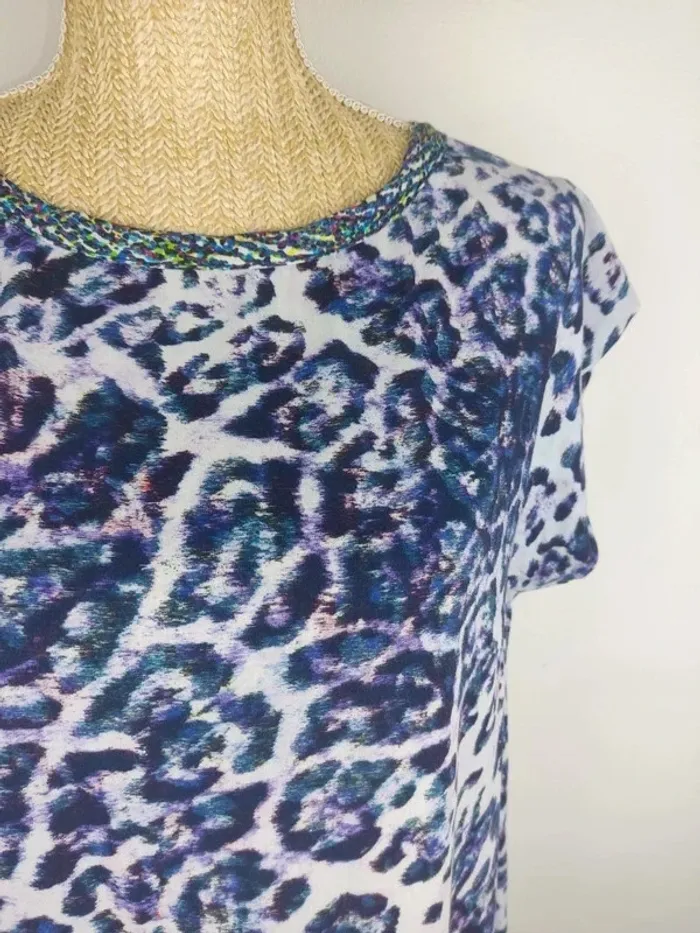 Blouse / top manches courtes léopard violet noir bleu blanc taille L Sud Express - photo numéro 4