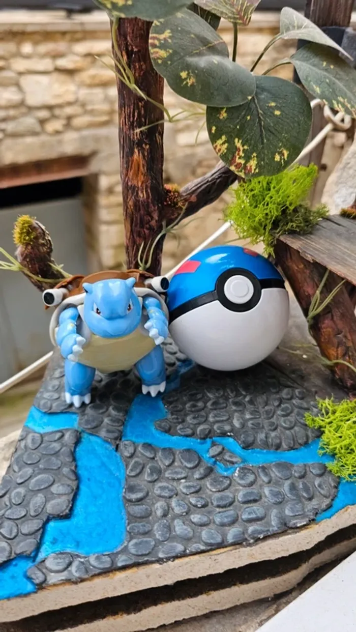 Super figurine Pokemon pliable en boule tortank avec ca super ball - photo numéro 3