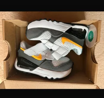 Air Max systm taille 19.5 neuves