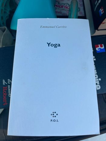 Livre yoga de Emmanuel Carrere