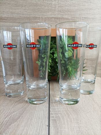 Lot 4 verres Martini 