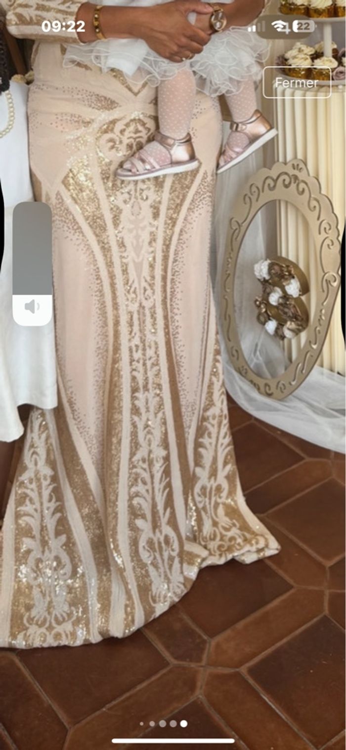 Magnifique robe de soirée doré et beige - photo numéro 5