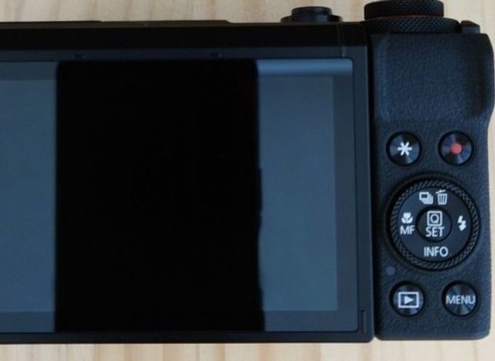 Canon PowerShot G7 X Mark III 20,1 MP Point & Shoot Appareil Photo Premium Vlogg - photo numéro 2